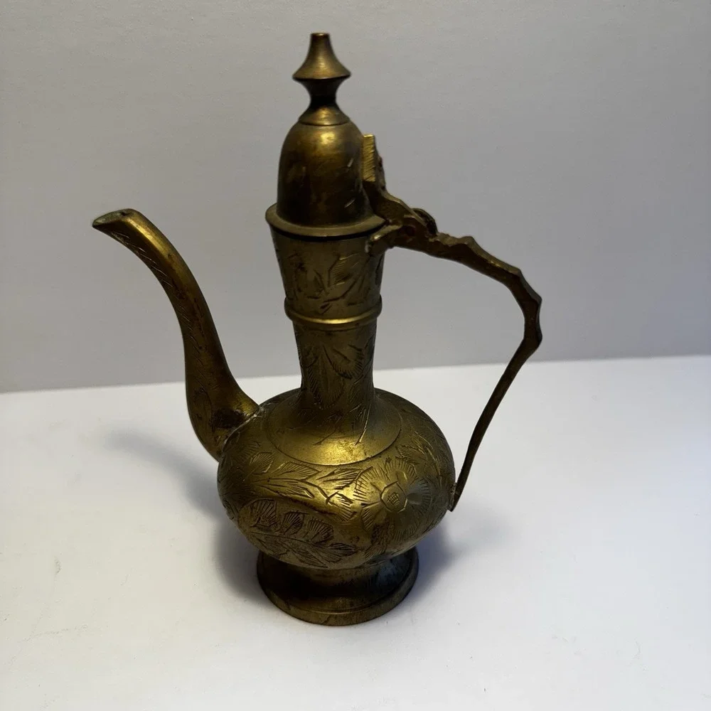 Vintage Mini‎ Brass Genie Oil Pitcher Etched Lid Decanter 6